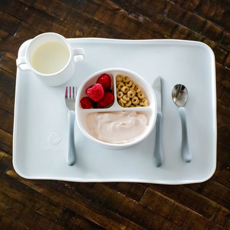 美國 green sprouts - 小綠芽超防滑寶寶學習吃飯矽膠學習餐碗-純白