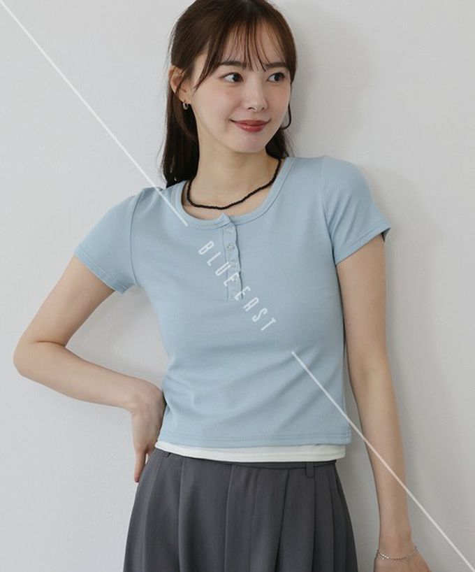 日本 BLUE EAST - 亨利領合身美型短袖上衣-黑