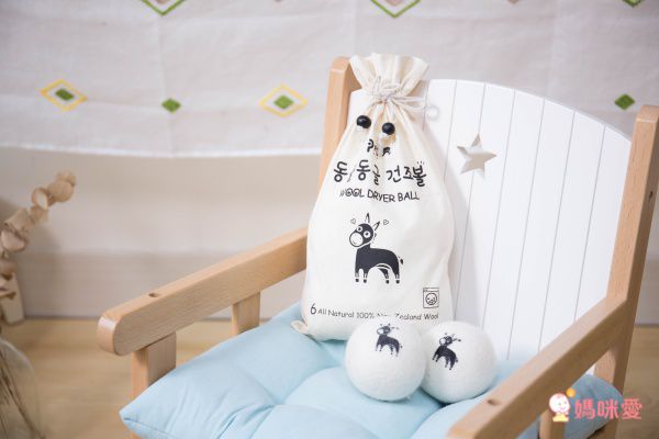 韓國 Pam - 100%紐西蘭羊毛烘衣球6入組（贈精油10ml)-薰衣草精油