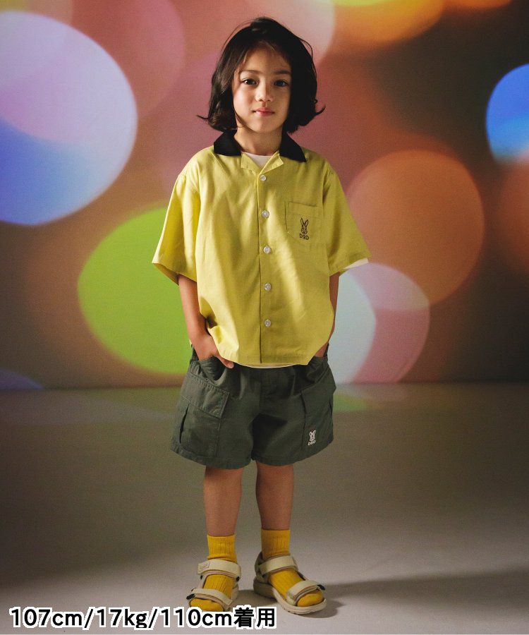 日本 BREEZE - 聯名款 露營風刺繡印花短袖襯衫-軍綠