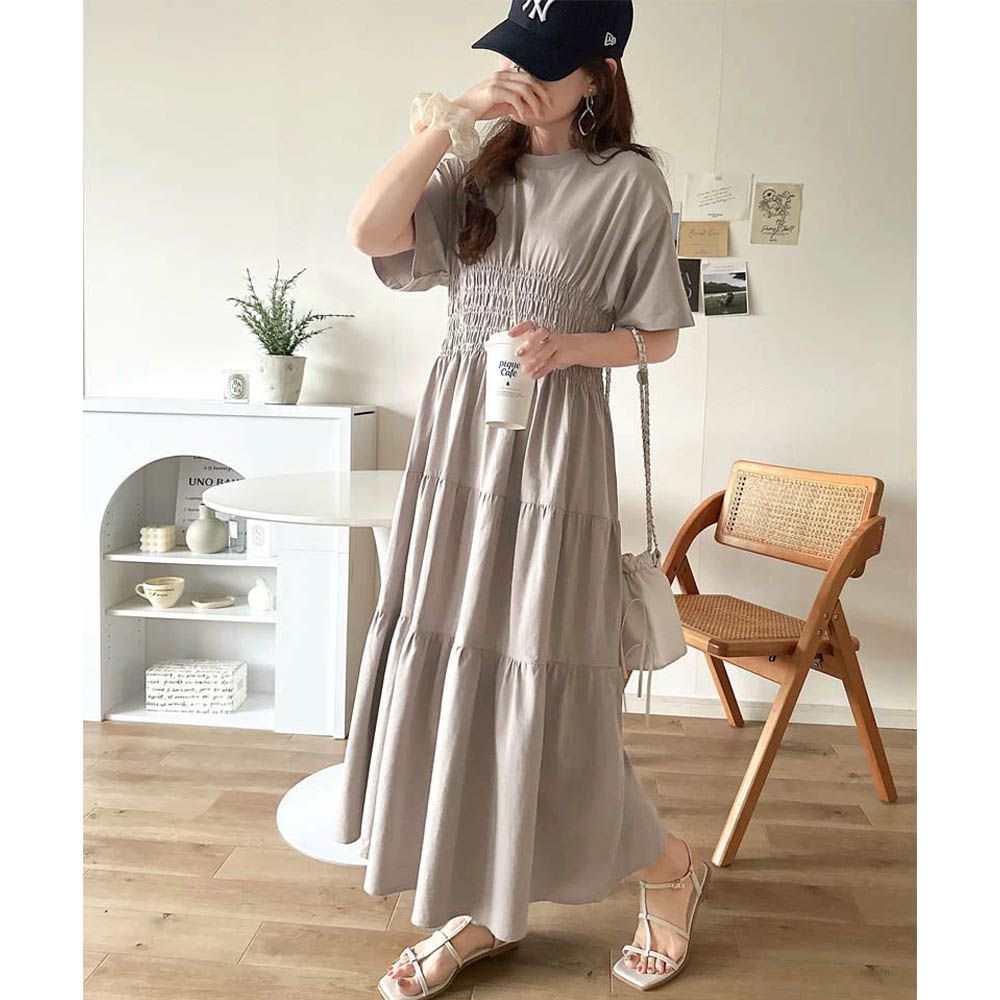 100%棉 圓領美型縮腰分層短袖洋裝-淺米棕