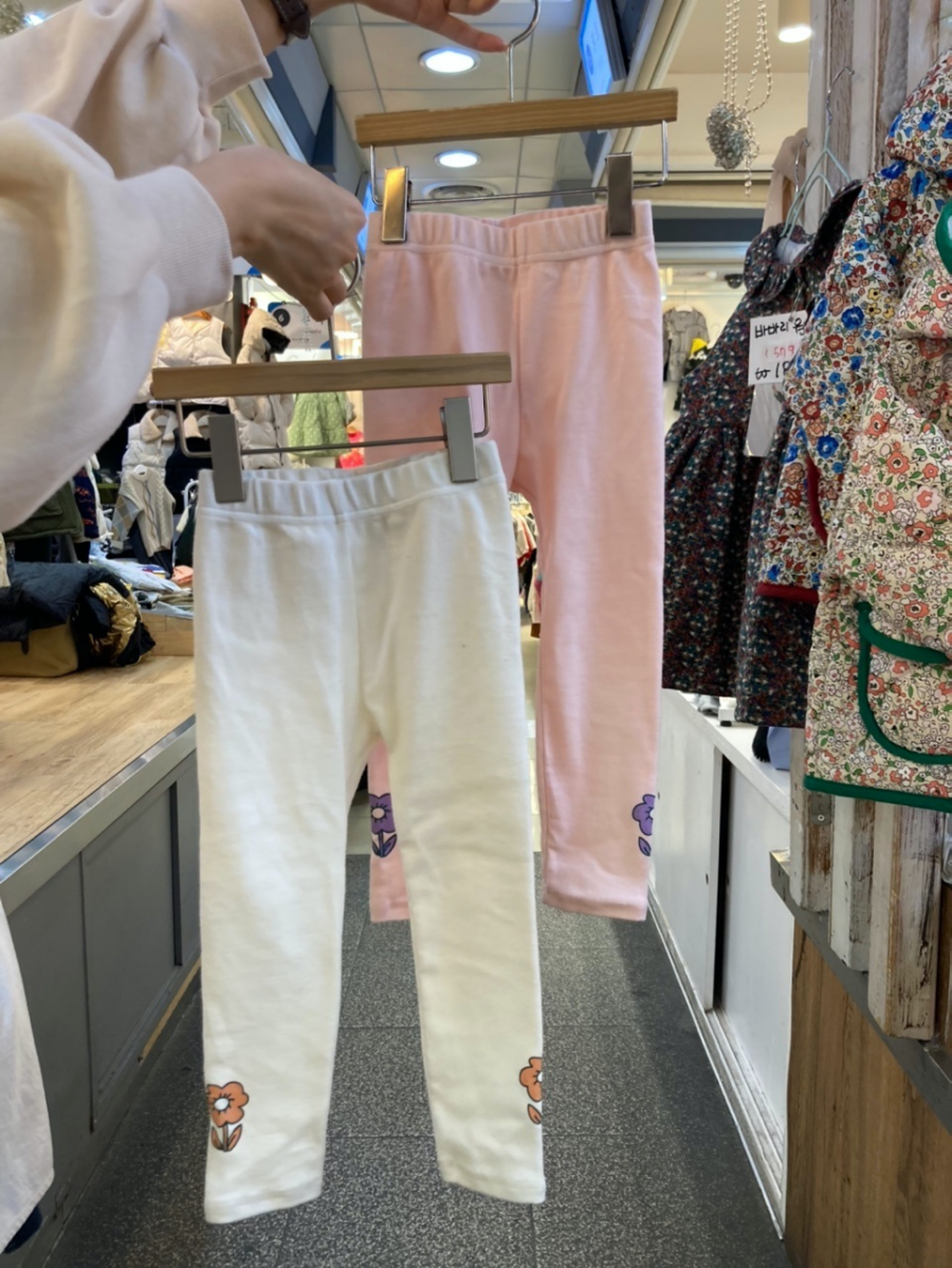 韓國 Orange Mom - 一朵花內搭褲-粉紅