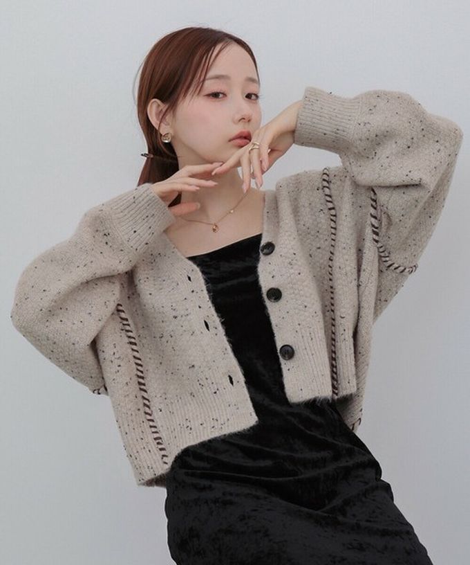 日本 Bab - 縫線感溫暖紋理短版針織外套-淺米