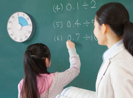 【日本SONiC 】一秒挺胸直腰！兒童學習椅墊Ｘ專注力時鐘新登場