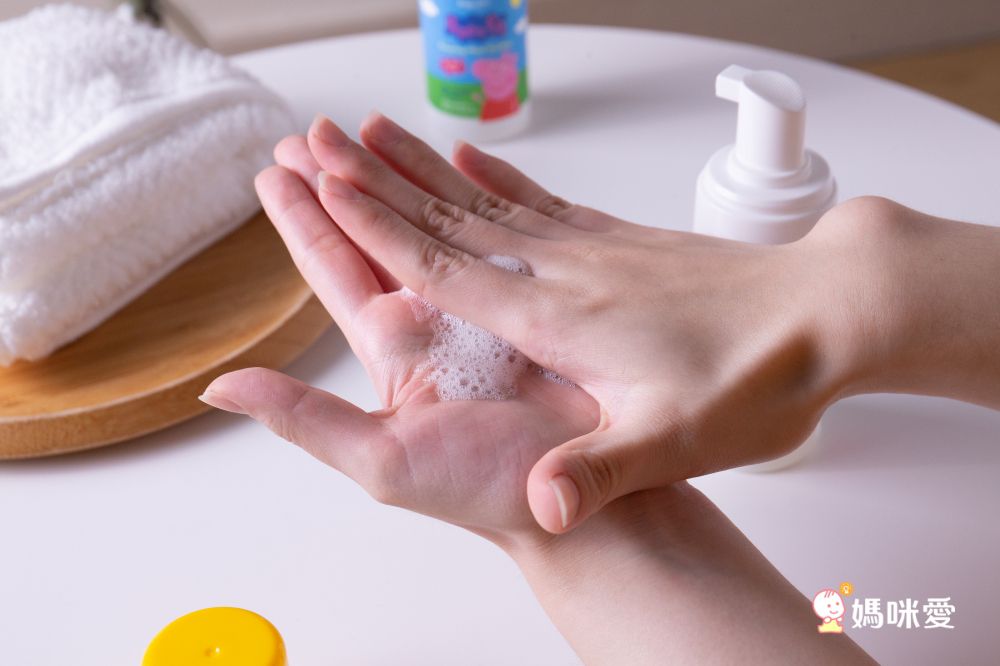 澳洲 Bubba Blue - 無酒精乾洗手慕斯-無香-佩佩豬-100ml