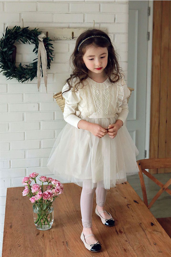 韓國 PuellaFLO - 雕花鏤空針織薄款內搭褲-藕粉