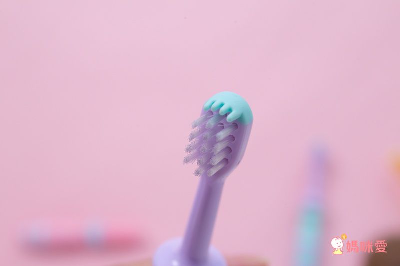 牙科大學共同研發【日本 Richell】 五階段乳齒訓練牙刷