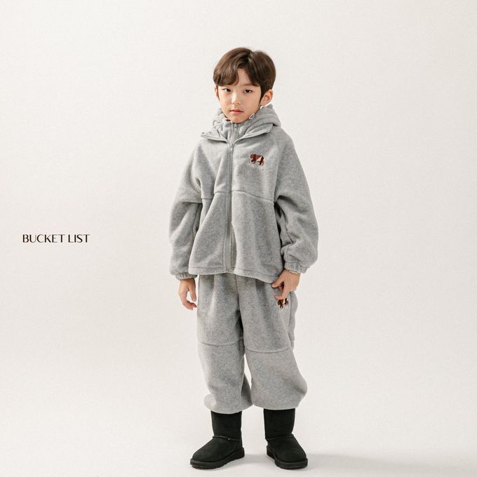 韓國 BUCKET LIST - 鬆緊腰刺繡熊搖粒絨縮口褲-黑藍