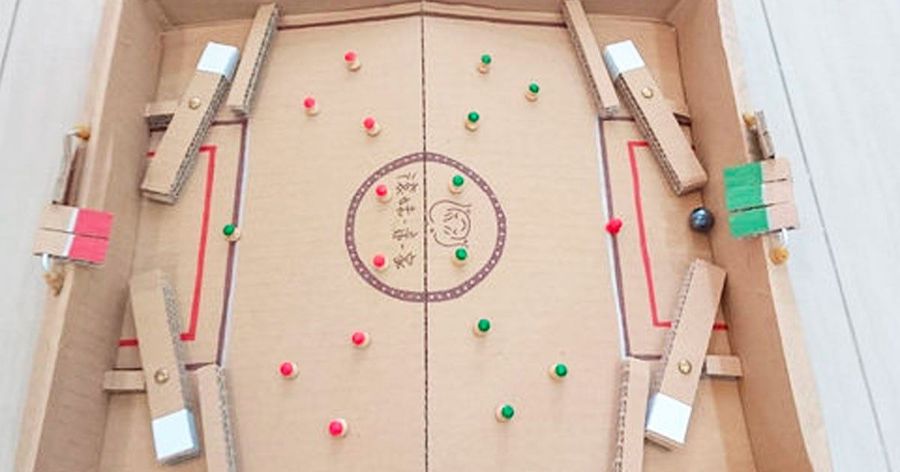 不用再花錢去遊樂場 自己做雙人對戰彈珠足球台 育兒文章 媽咪愛