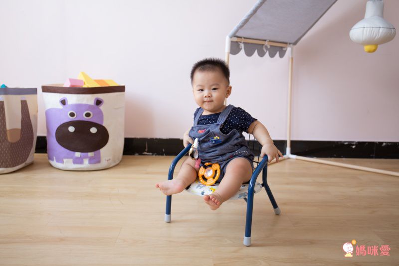 akachan honpo - 豆子椅專用餐桌