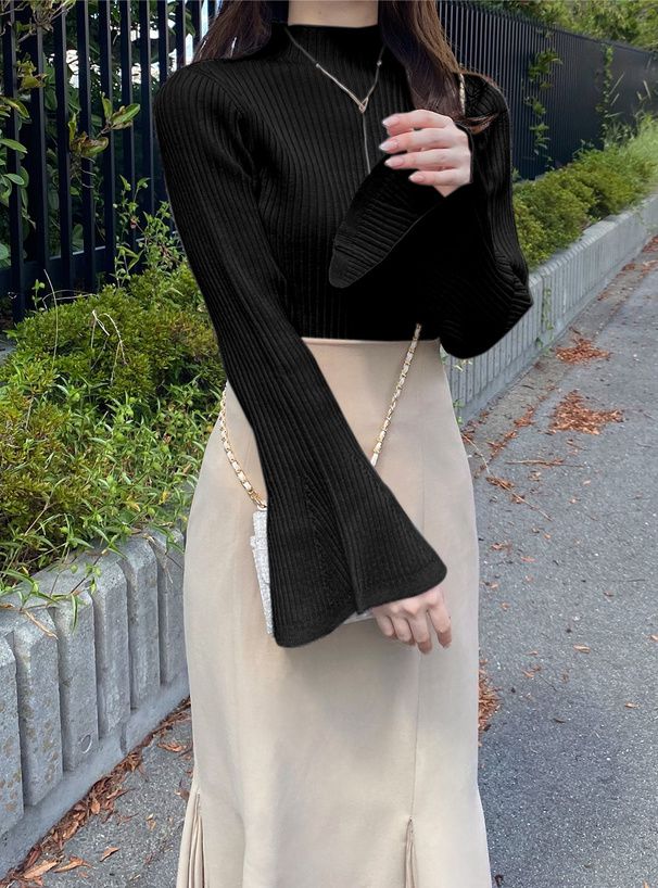 日本 GRL - 微喇叭袖彈性薄針織上衣-奶茶