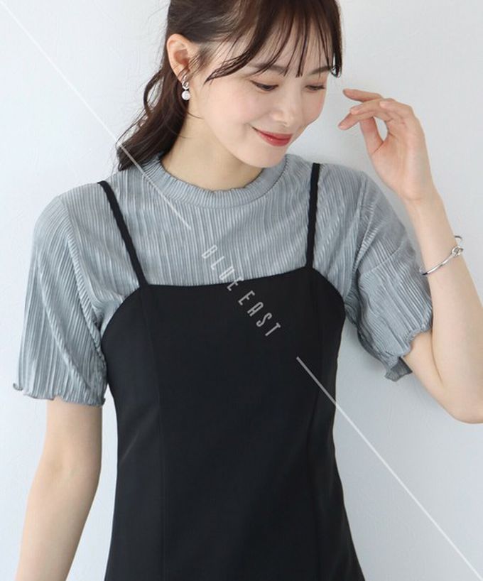 日本 BLUE EAST - 韓國製 圓領貝殼紋光澤短袖上衣-卡其棕