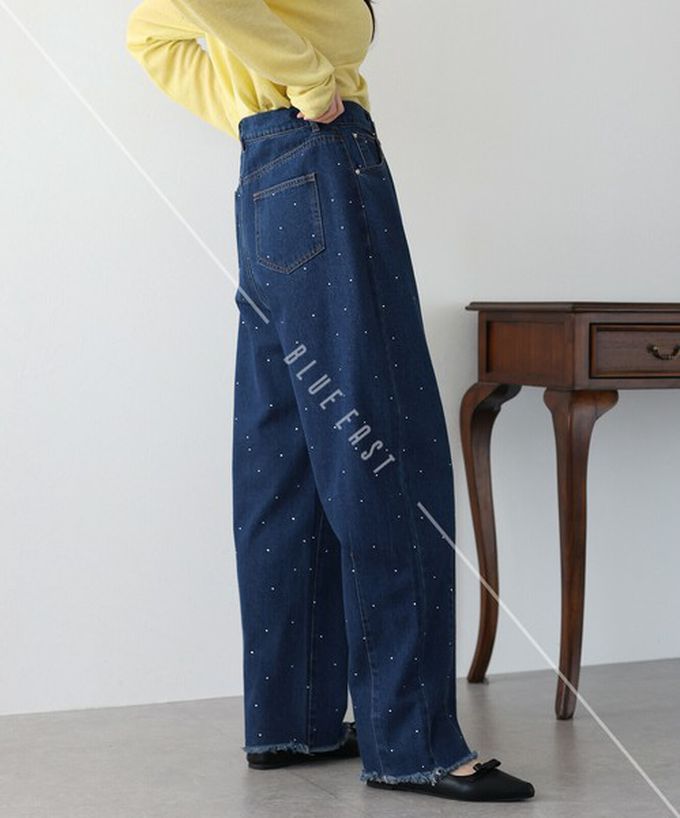 日本 BLUE EAST - 下襬流蘇閃耀愛心錐形美腳丹寧褲-淺藍