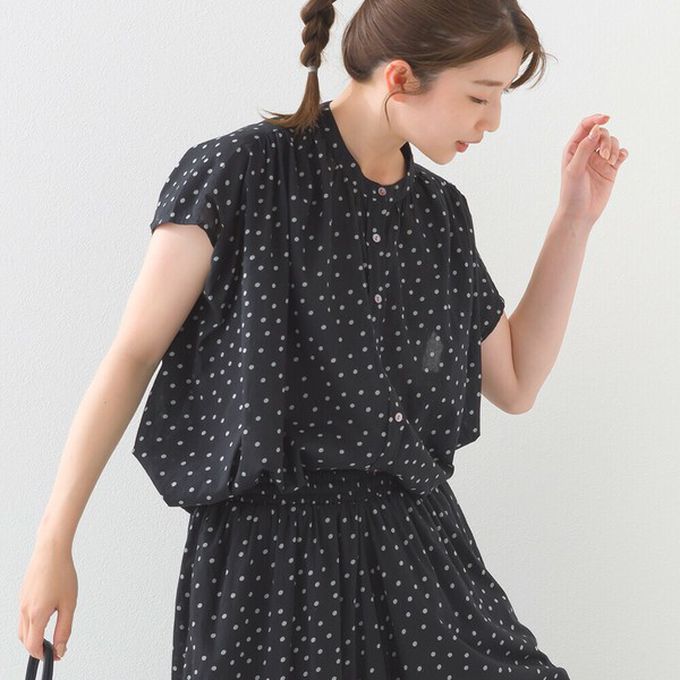 日本 OMNES - 100%印度棉 輕盈寬版襯衫式上衣-花朵-紫