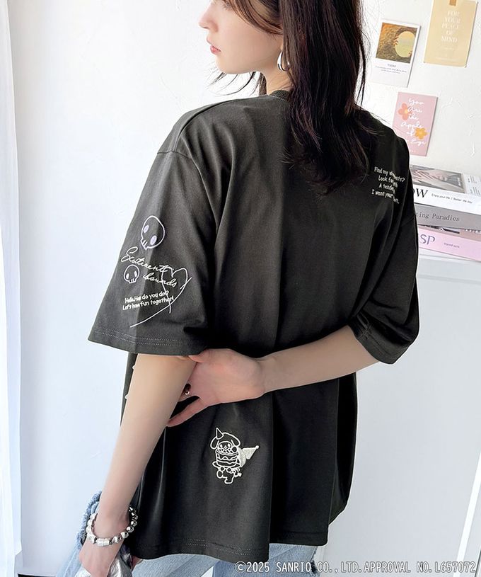 日本 Classical Elf - 三麗鷗聯名刺繡印花短袖T恤-炭灰