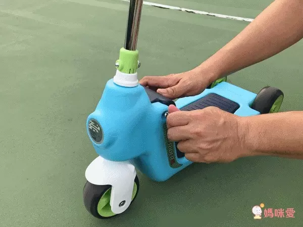 NONAKA WORLD - 變身騎士α 滑步車+滑板車 2 in 1-紅色