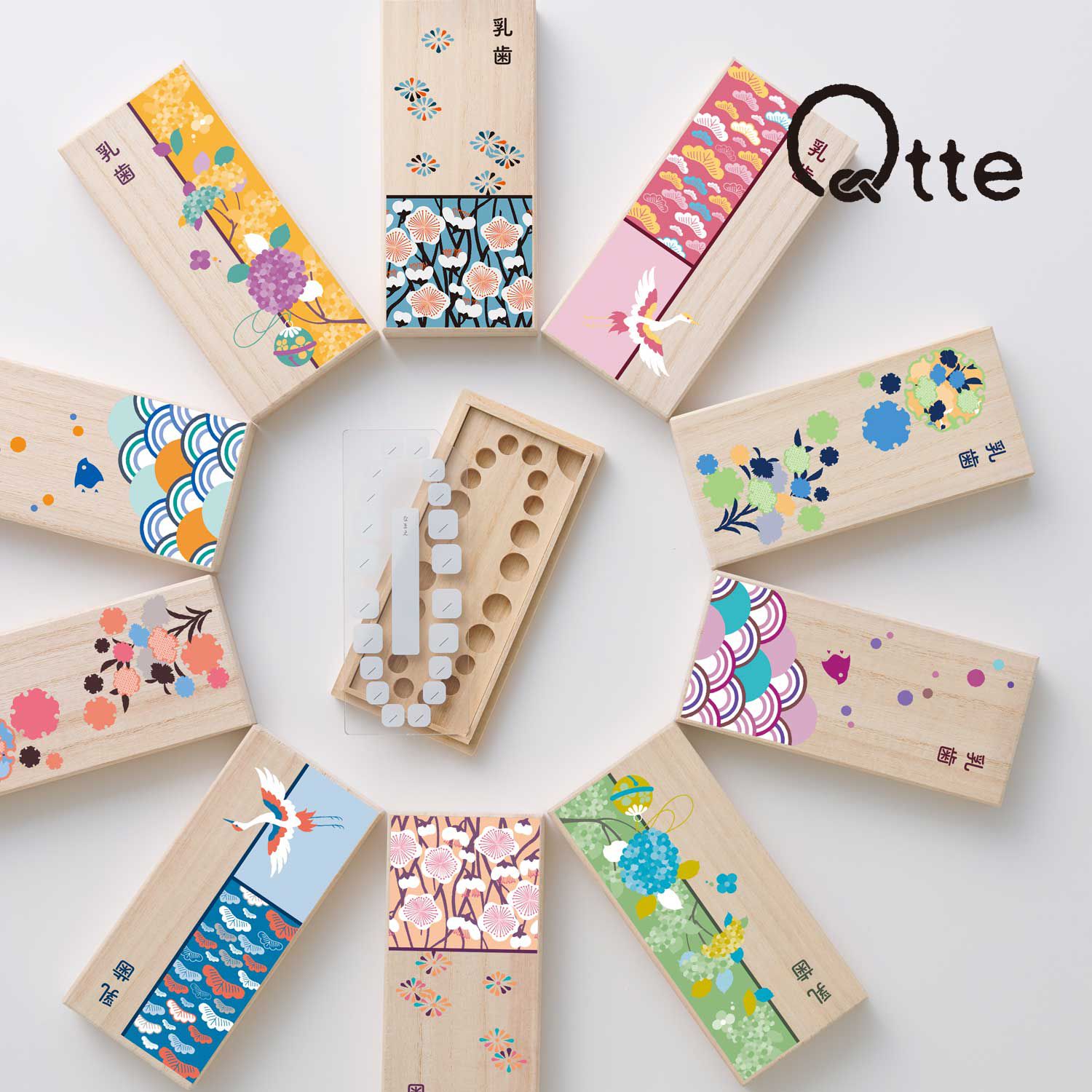 日本千趣會 - 日本製 好運圖騰桐木乳齒收納盒-菊&梅-藍