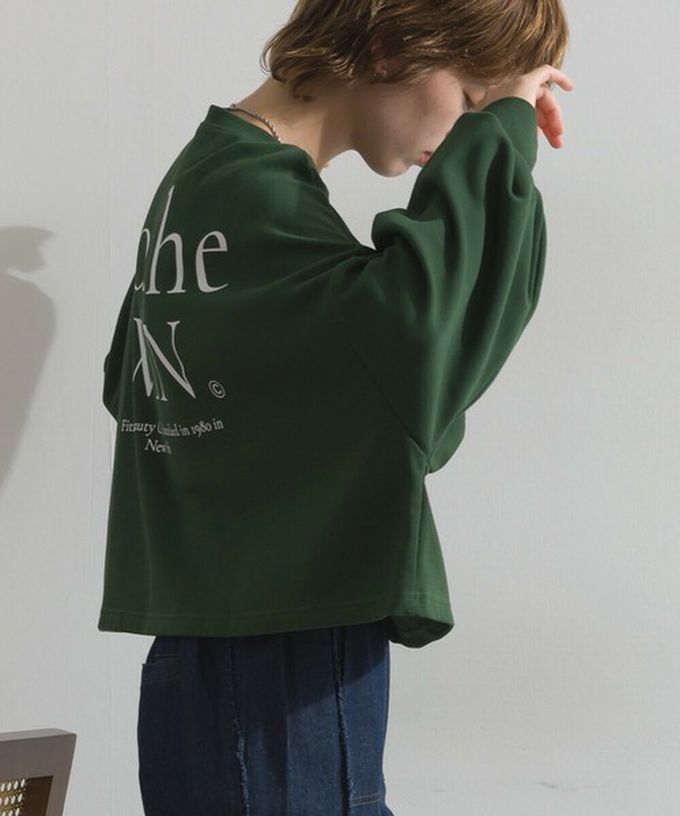 日本 Lupilien - 背後英文印花寬鬆休閒短版上衣-灰