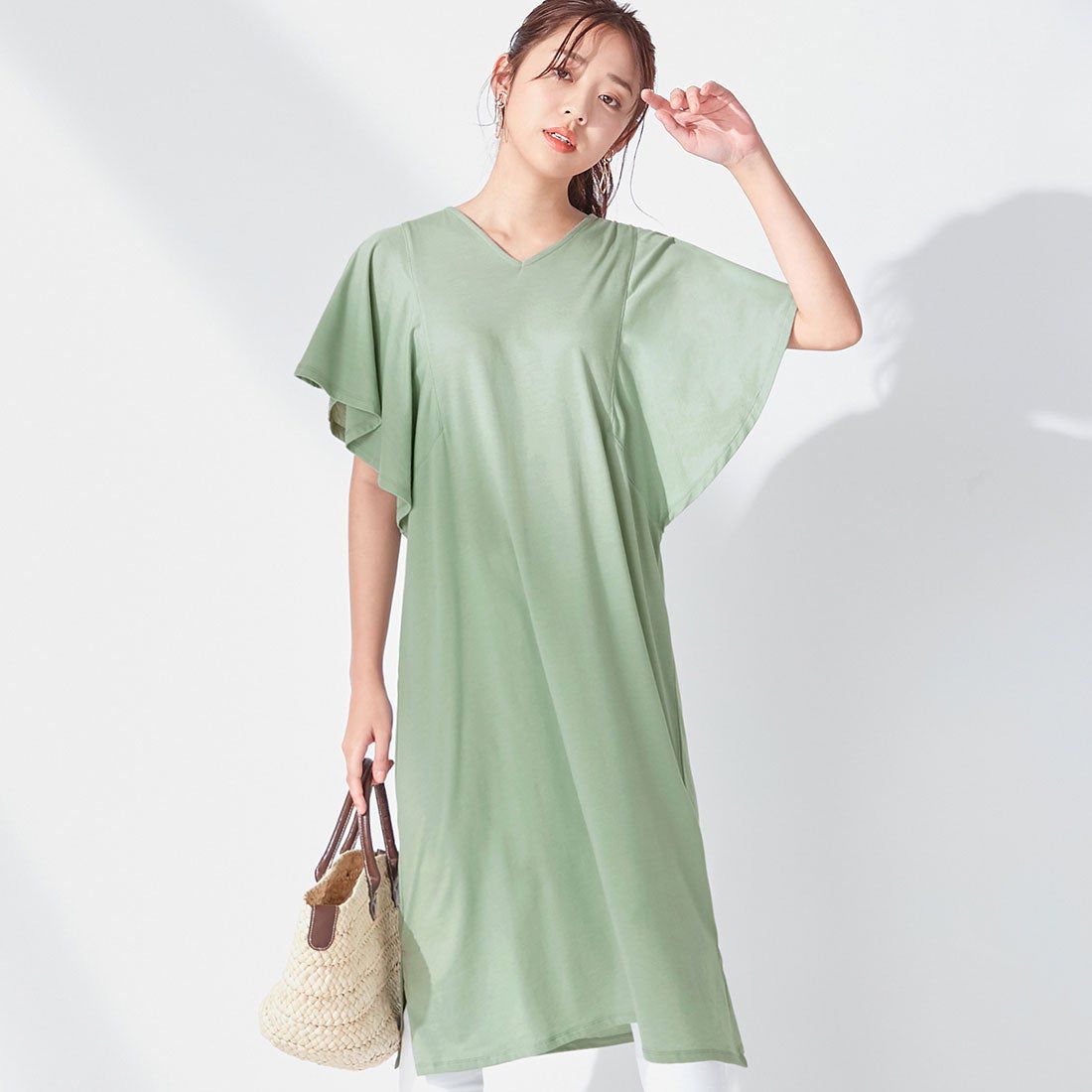 日本 BELLUNA - 防曬涼感 五機能波浪短袖洋裝-薄荷