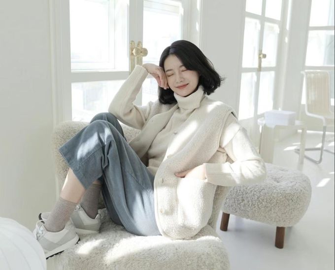 韓國 LANDING - 韓國製羊羔絨口袋背心-象牙白 (FREE)