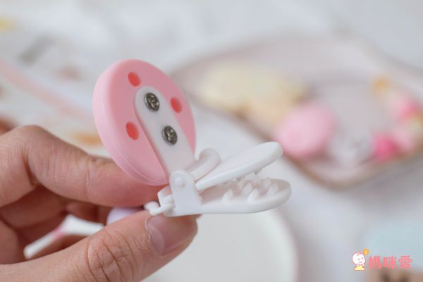 英國 Choby's - 粉紅獨角獸固齒器