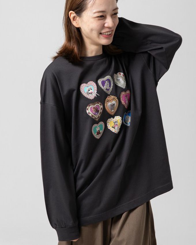 日本 gleam - 可愛貓咪相框寬版長袖T恤-白