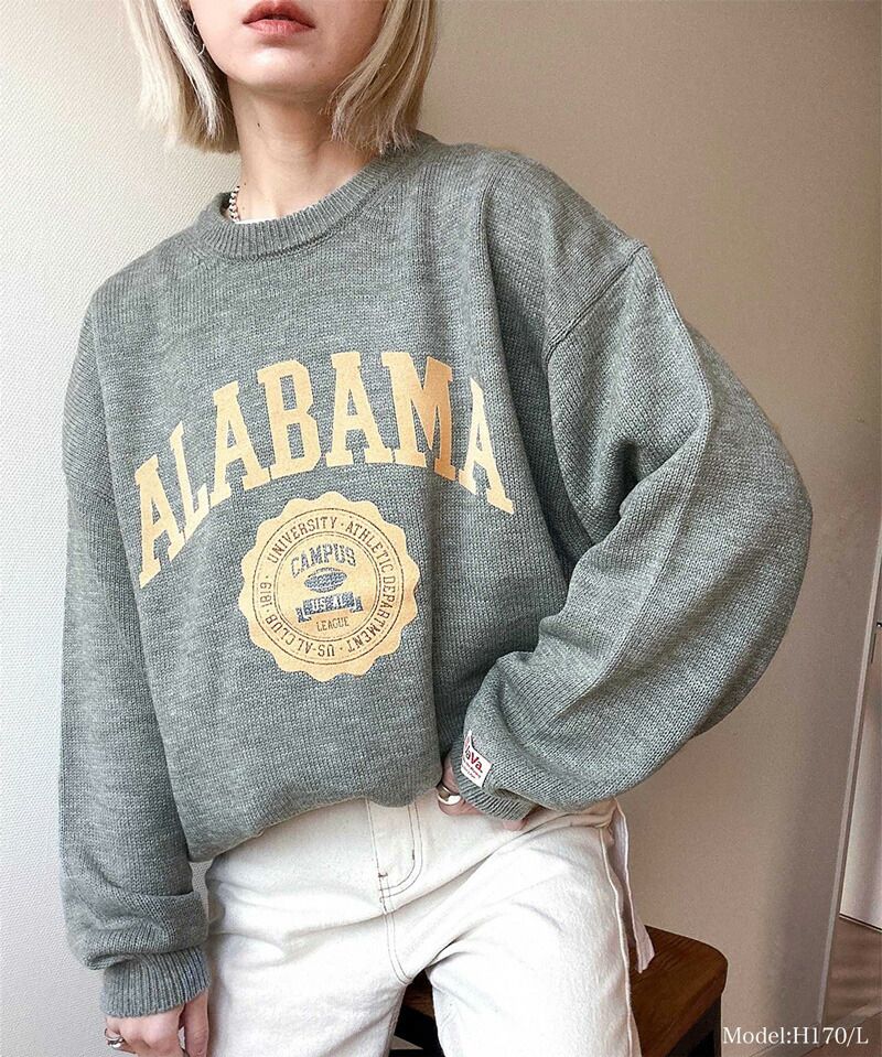 日本 Classical Elf - 圓領印花針織大學T-淺米杏