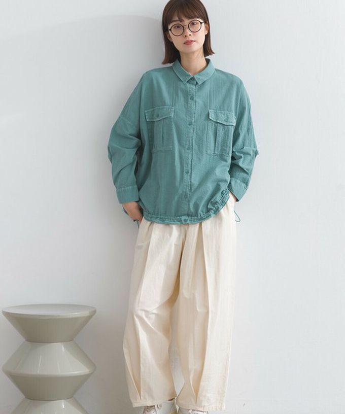 日本 Lupilien - 復古紋理率性抽繩純棉落肩襯衫-綠