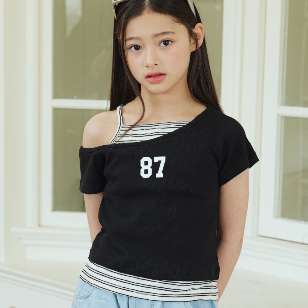 sm2 Y2K假兩件露肩造型短袖上衣-黑