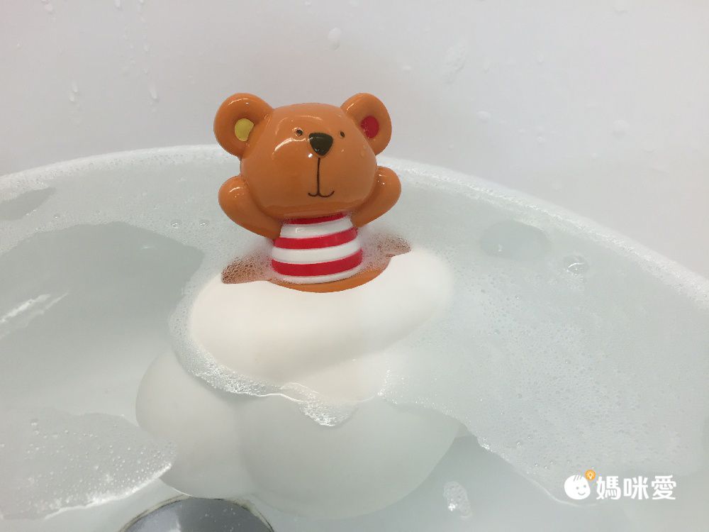 浴室秒變水上樂園【德國 Hape】戲水玩具，孩子愛上洗澡的魔法