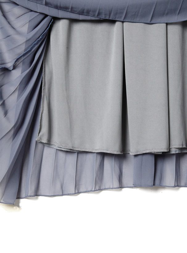 日本 GRL - 顯瘦立體壓紋百褶長裙-天使白