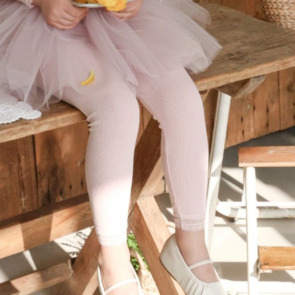 Puellaflo 鬆緊腰精緻蕾絲點綴彈力內搭褲-粉