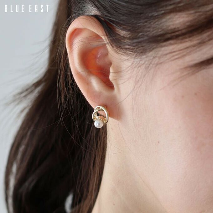 日本 BLUE EAST - 韓國製 弧線珍珠小巧高雅耳環-(耳針)-金