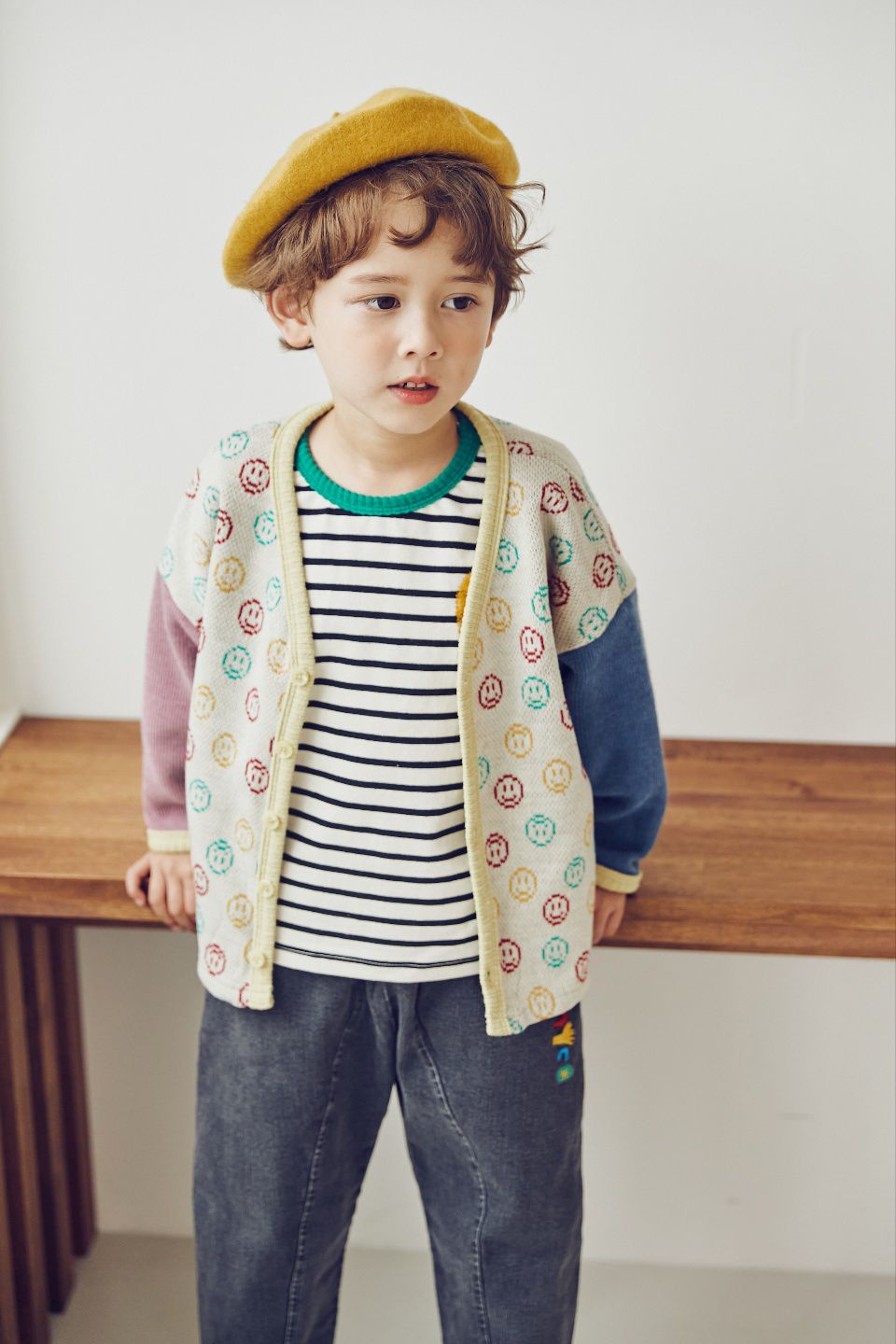 韓國 Mimico - 滿版笑臉狗狗刺繡針織外套-紫X深藍