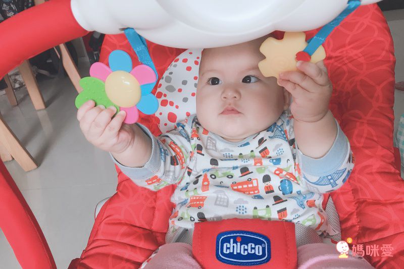 義大利 chicco - Balloon安撫搖椅探險版-小魚兒