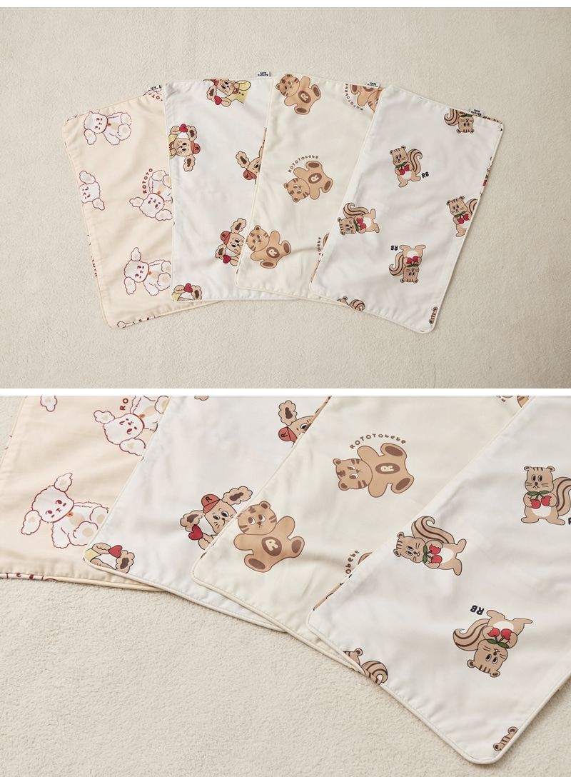 枕頭圖樣同睡墊，是雙面材質唷！