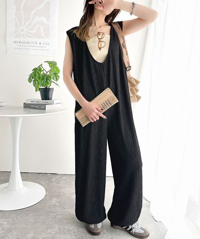 日本 Classical Elf - 前後2way領魅力緹花柔軟連身褲-黑