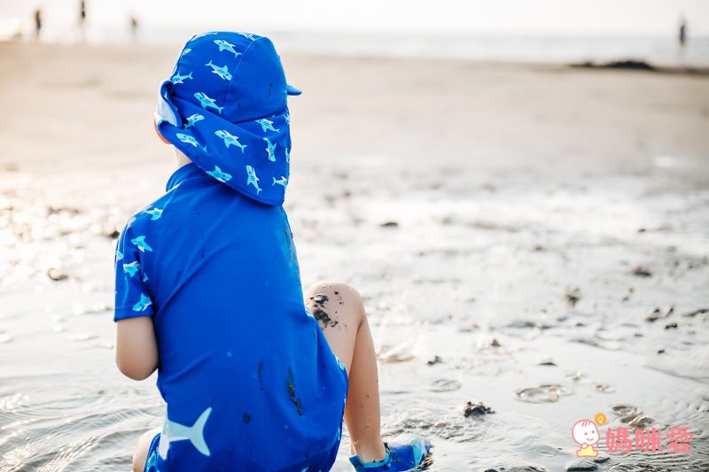 德國Playshoes - 抗UV防曬短袖兩件組兒童泳裝-鯊魚