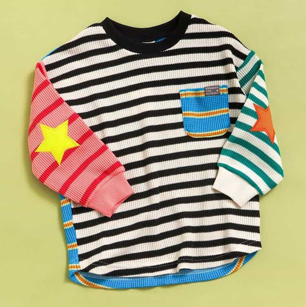 手肘撞色星星華夫格長袖上衣-紅綠撞色袖-條紋