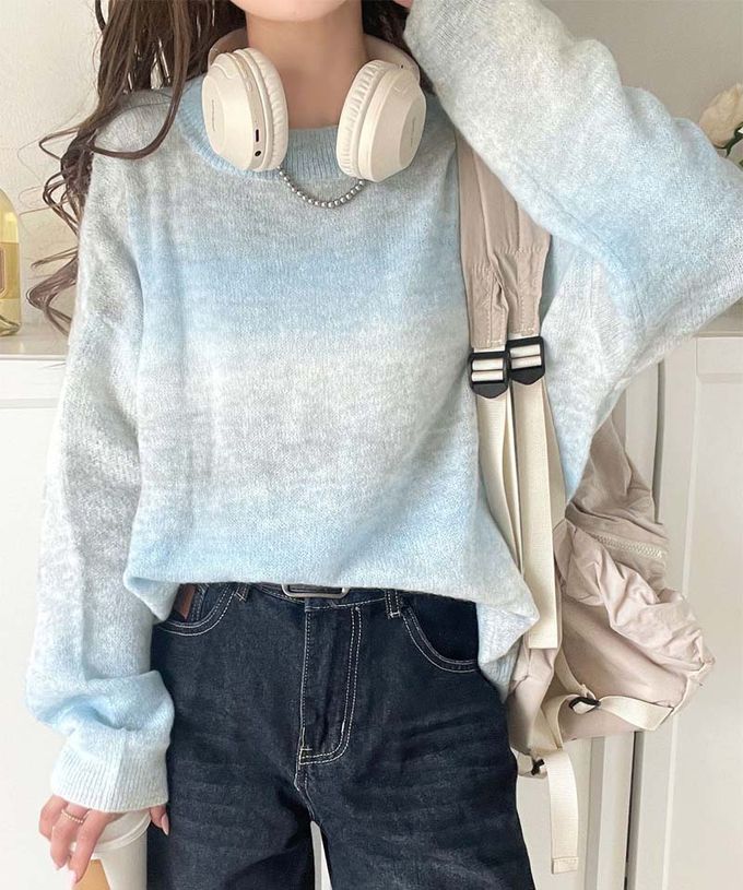 日本 Classical Elf - Java 絕美漸層寬鬆針織上衣-水藍