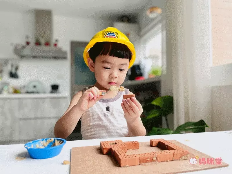 可水洗重複玩【德國 teifoc 紅磚建築】一玩就是一下午