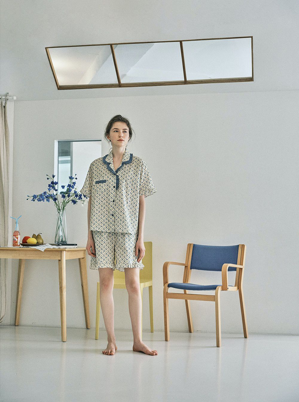 韓國 ULLALA - 玫瑰印花短袖睡衣(兩件式)-藍玫瑰 (FREE)