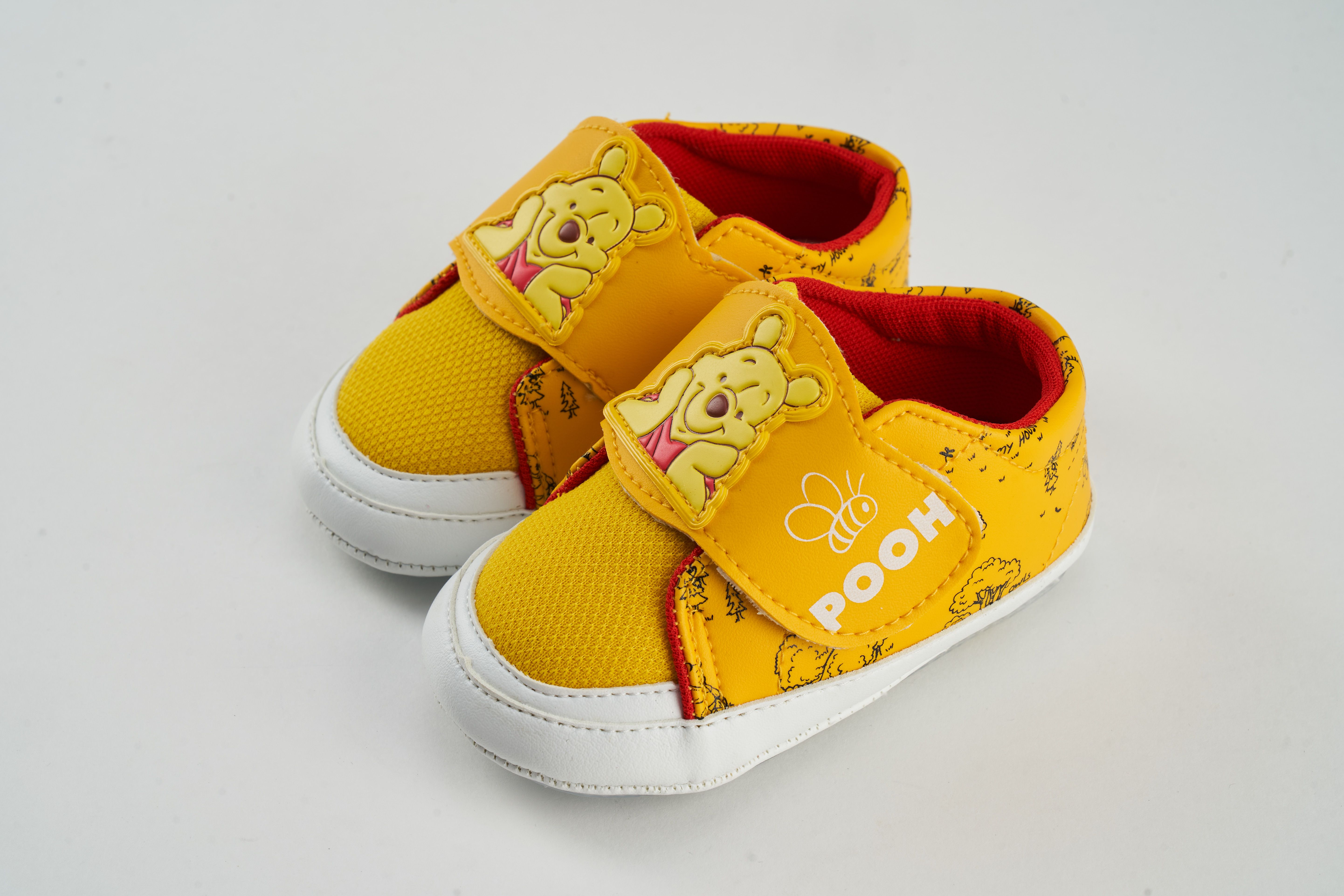 akachan honpo - 維尼造型學步鞋-黃色