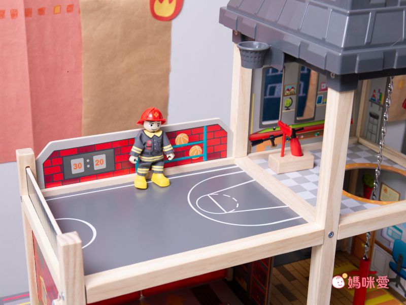 高達30種配件＆機關！【德國 Hape】木製軌道組