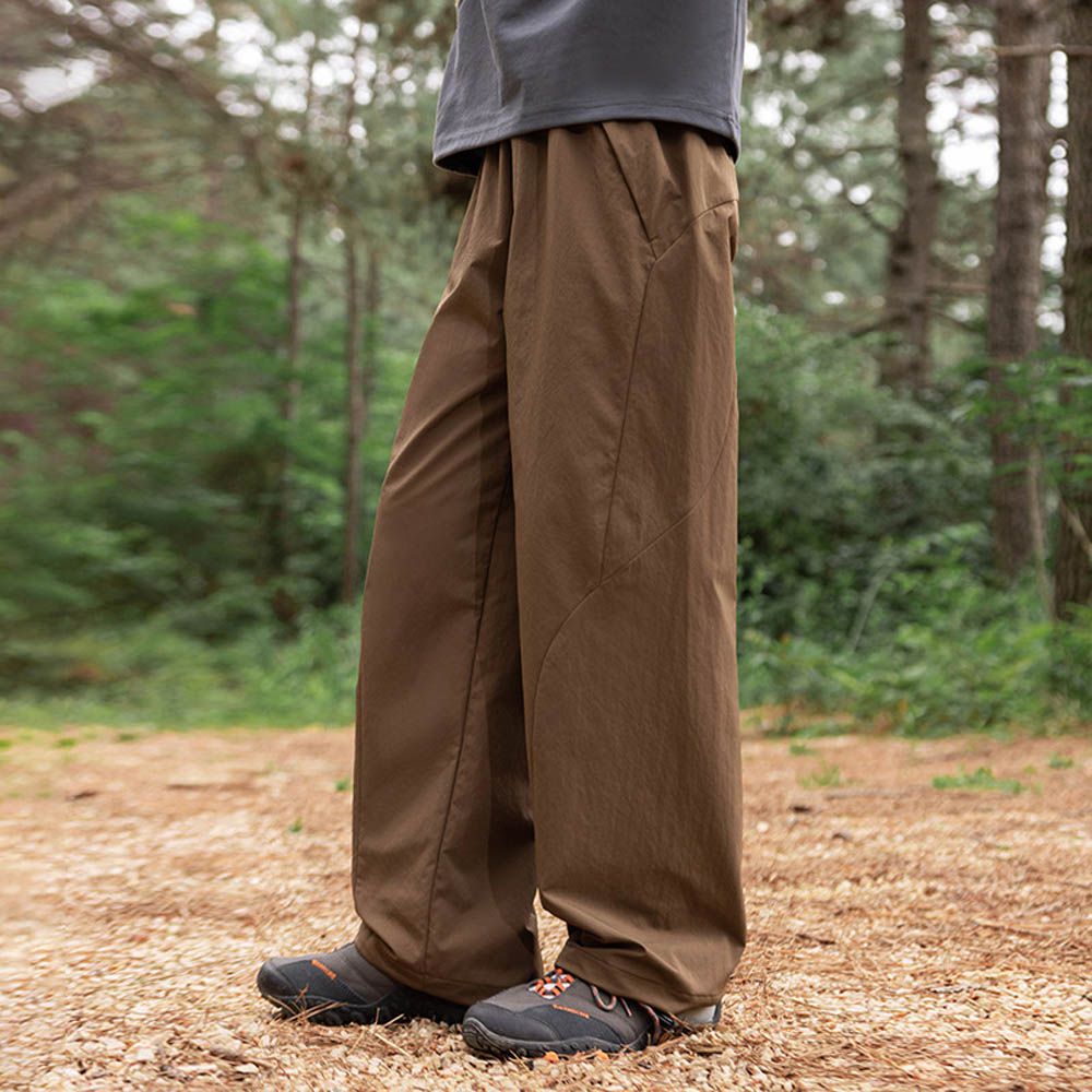 防潑水透氣休閒長褲-卡其咖