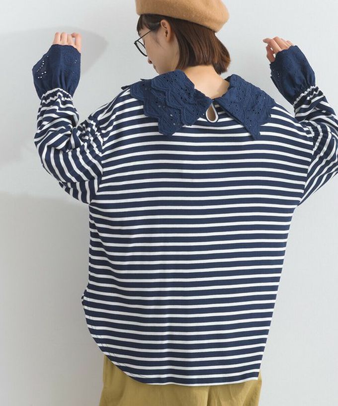 日本 Lupilien - 精緻蕾絲領落肩喇叭袖上衣-海軍藍條紋