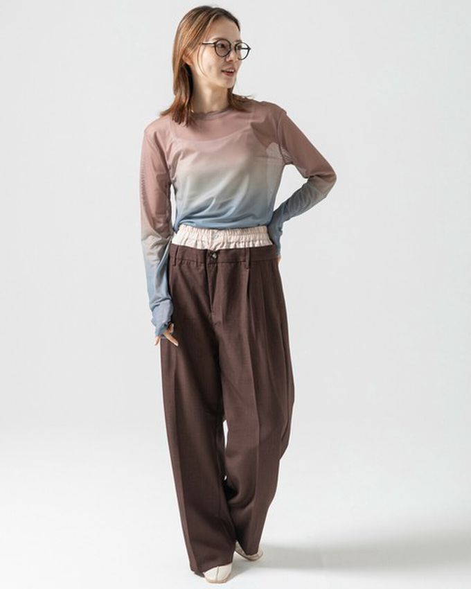 日本 gleam - 唯美漸層透膚圓領長袖上衣-水藍x草綠