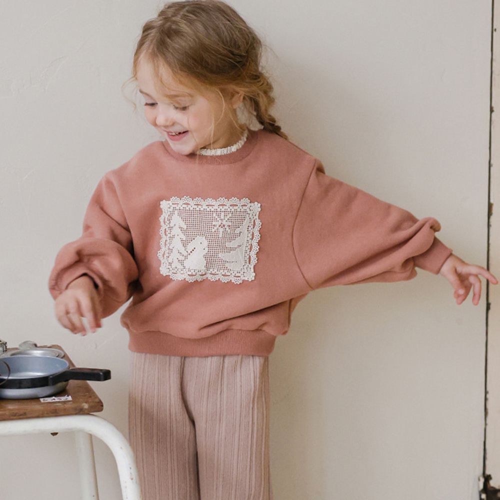 Puellaflo (內磨毛)冬日風格蕾絲點綴長袖大學T-霧磚紅