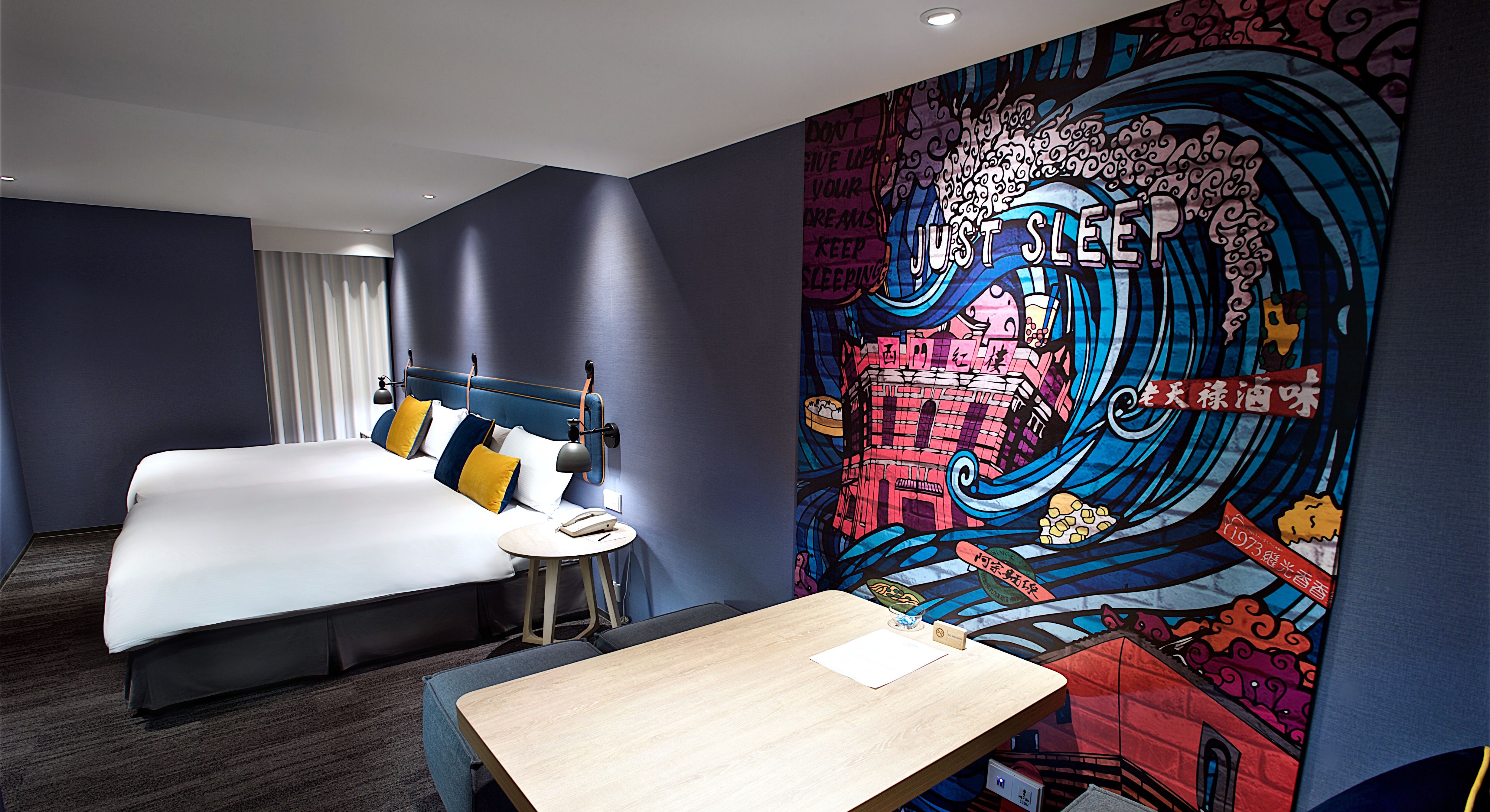 假日不加價｜吃牛排住飯店｜捷絲旅台北西門館