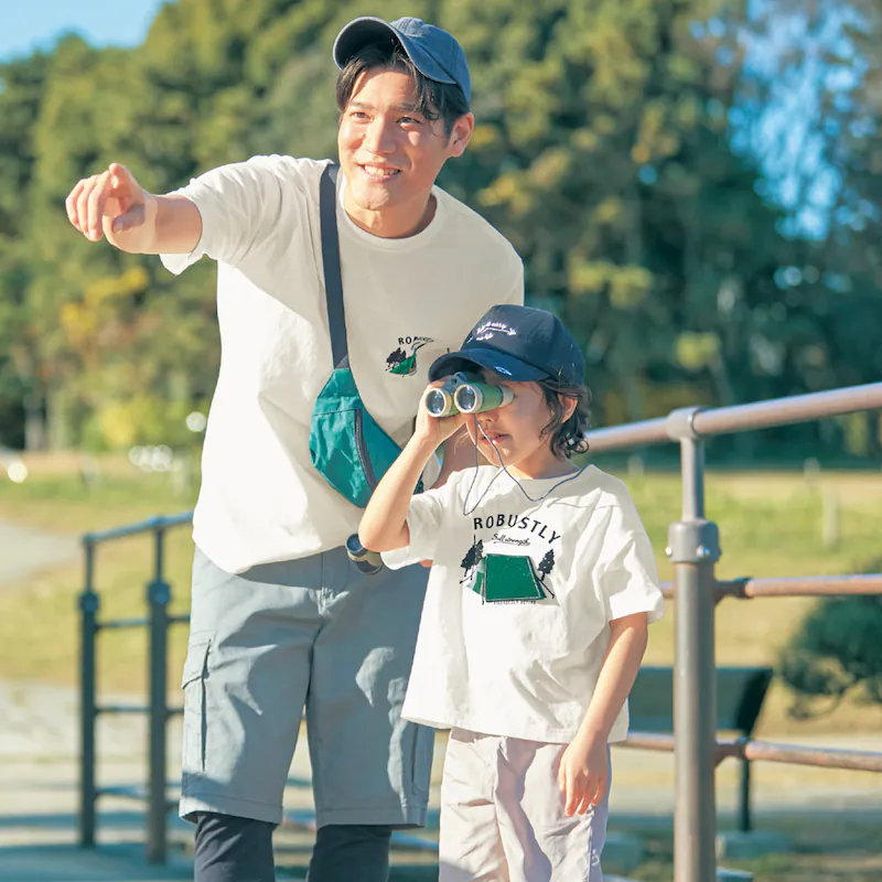 日本千趣會 - GITA 天竺棉印花短T(蓄光變色)-露營燈-灰